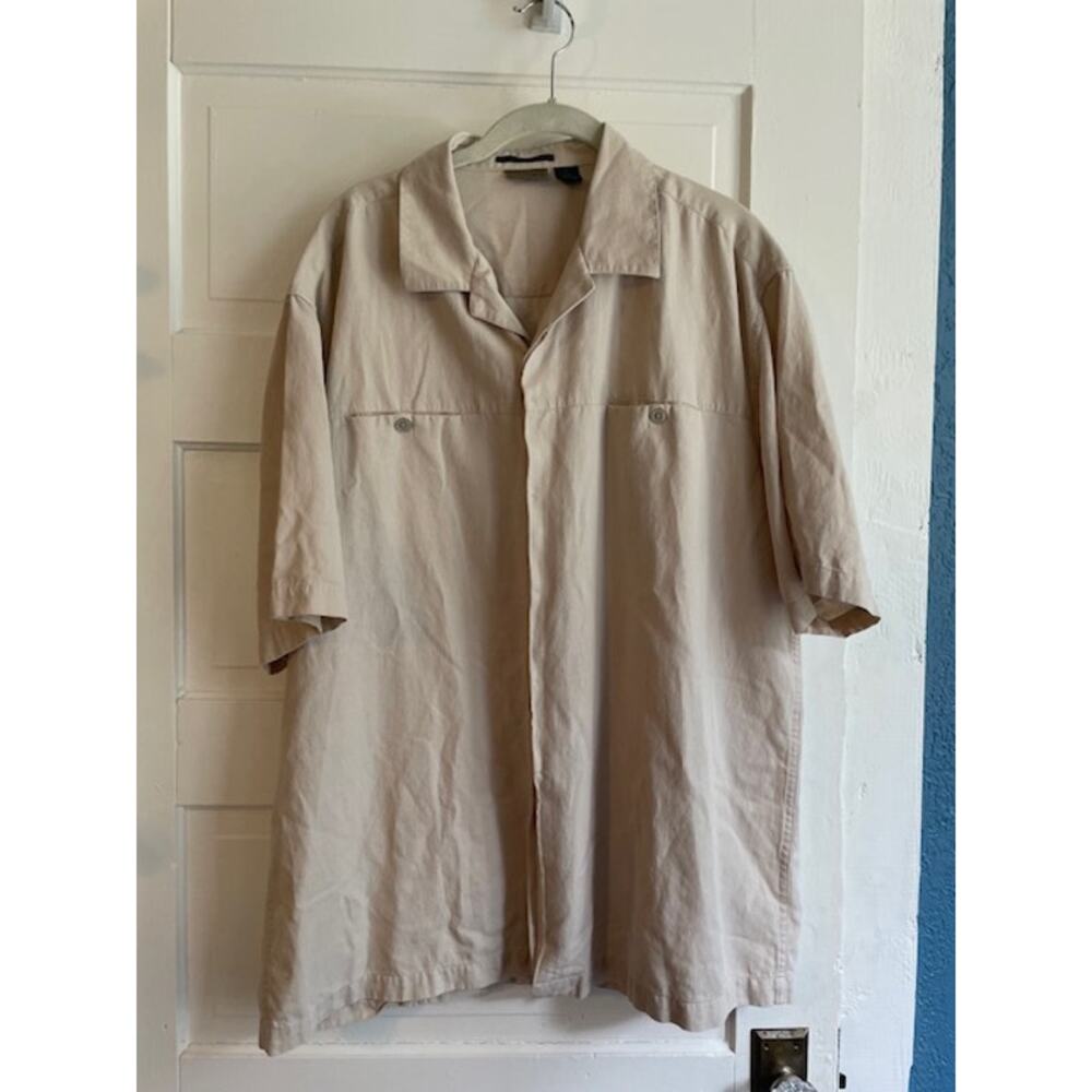 AXIST Size XL Silk blend Short Sleeve Button Front‎ Shirt Tan